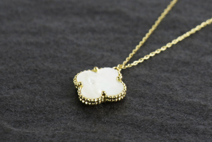 Gold Necklaces for women - quatrefoil